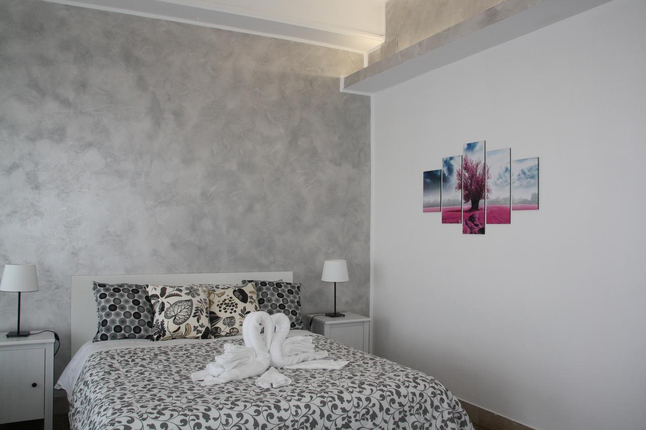 Central House Ρέτζιο ντι Καλάμπρια Εξωτερικό φωτογραφία